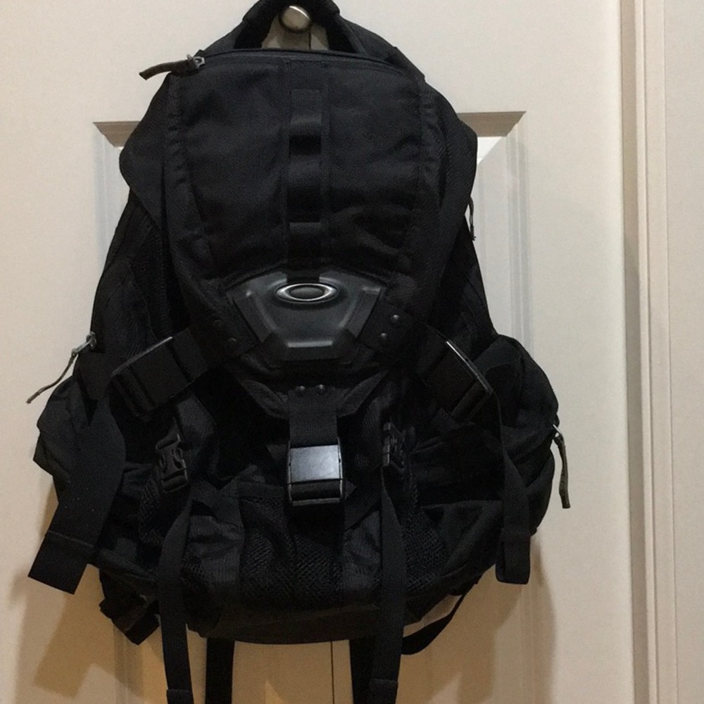 Vintage Oakley icon backpack made in Thailand